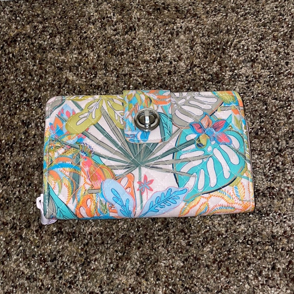 Vera Bradley wallet
